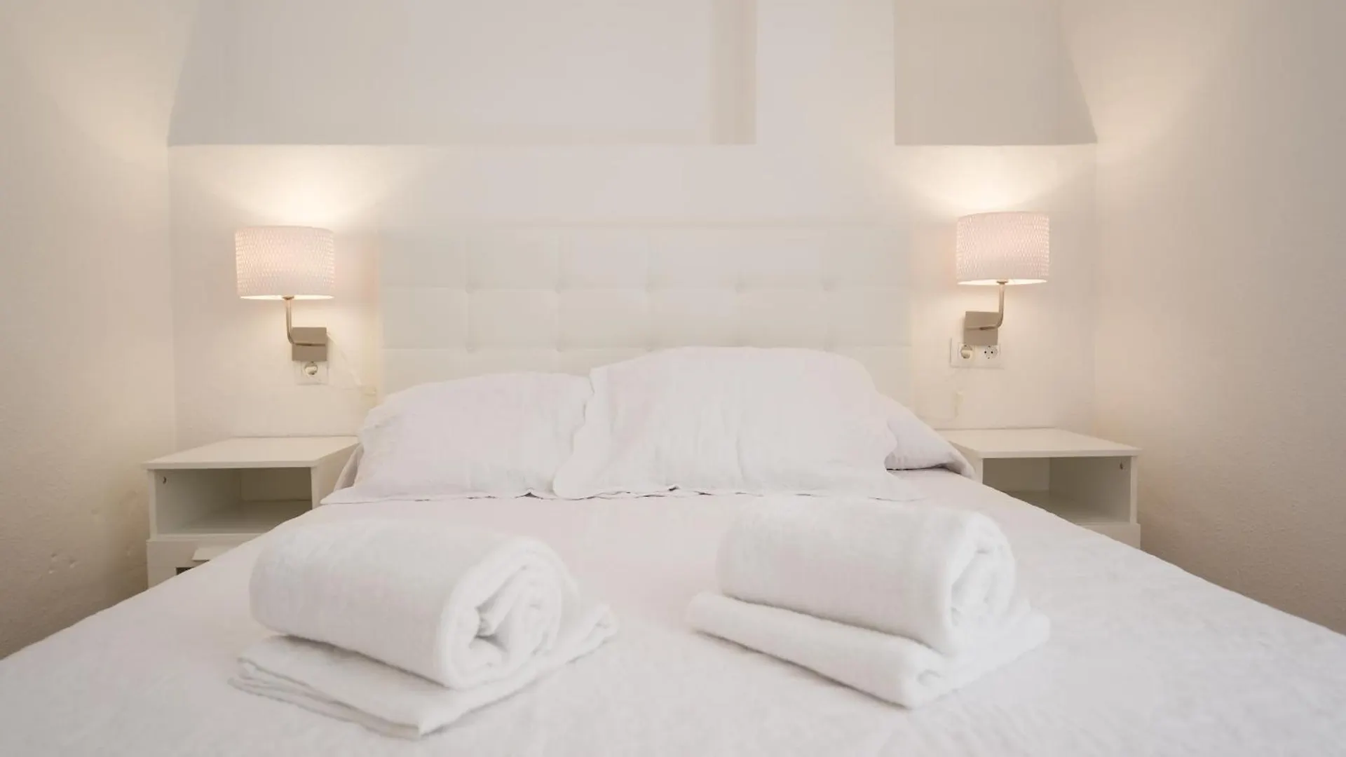 Cathedral Suites Málaga 0*,  España