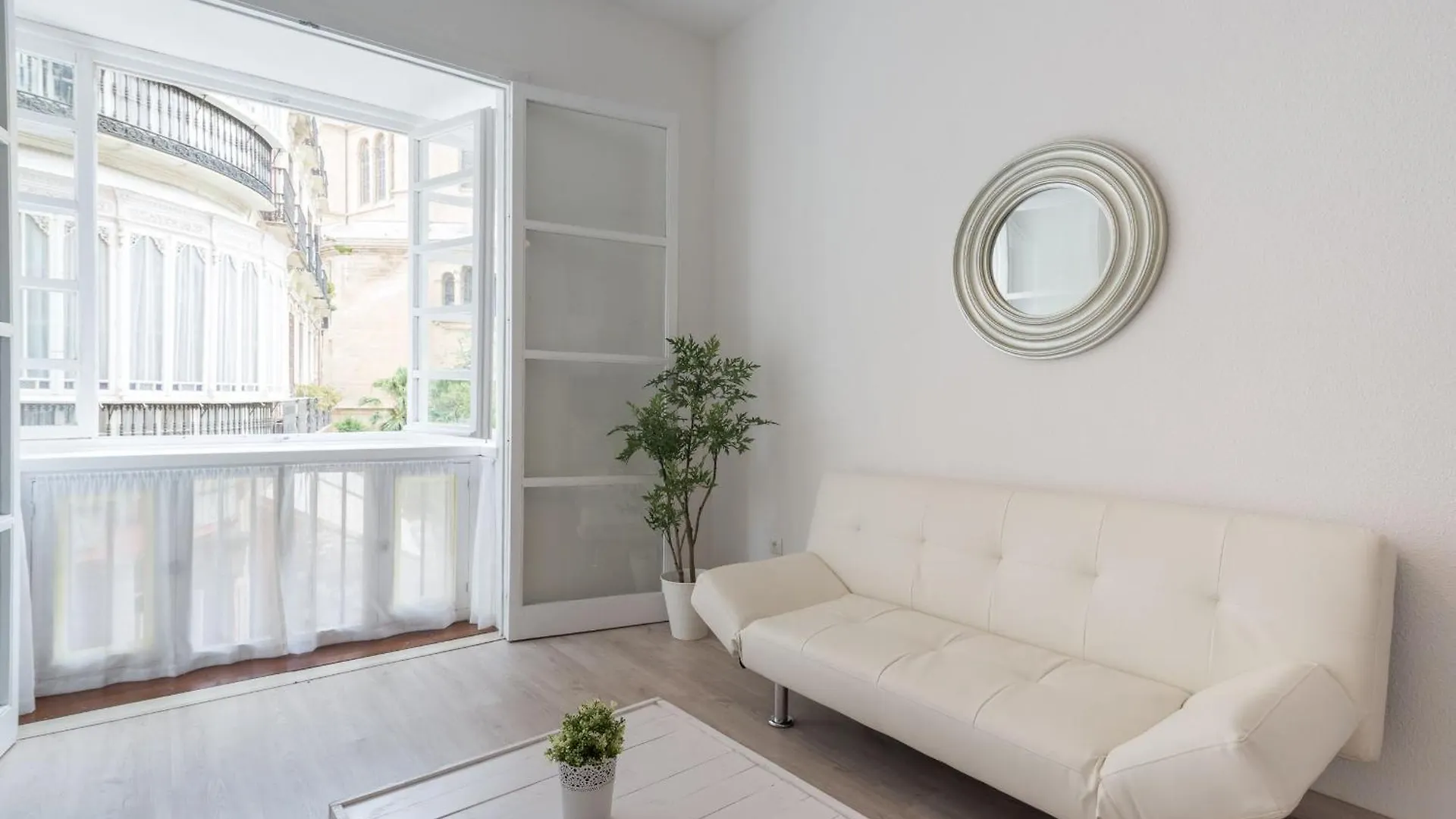 Cathedral Suites مالقة